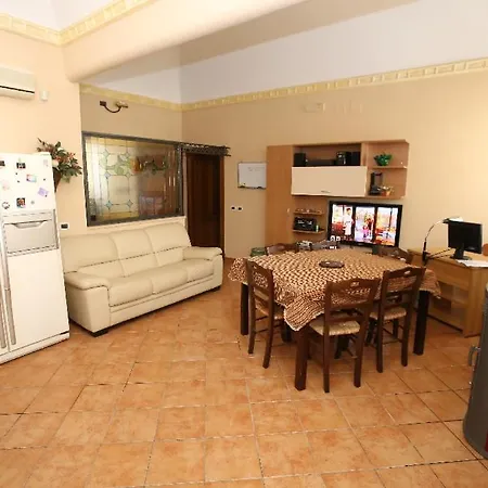 بيت ضيافة A Casa Della Baronessa *